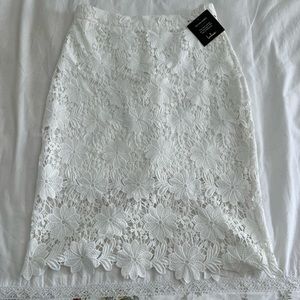 Lulus NWT White Eyelet Skirt - Size Medium